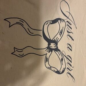 Women's Short Sleeve Tee - Cream